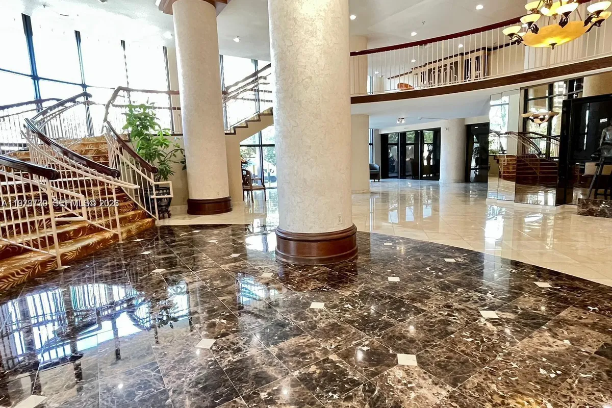 10185 Collins Ave # 1103, Bal Harbour FL 33154