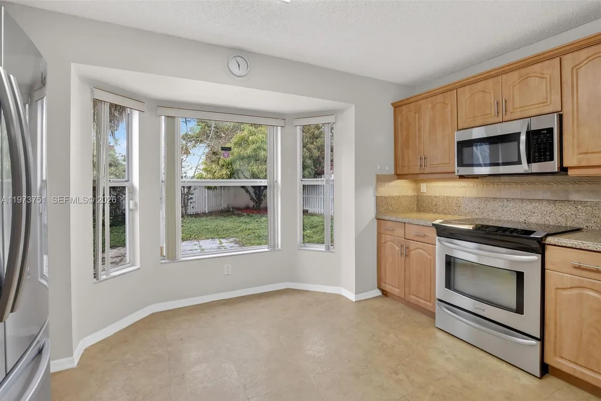 12665 NW 11th Ct, Sunrise FL 33323