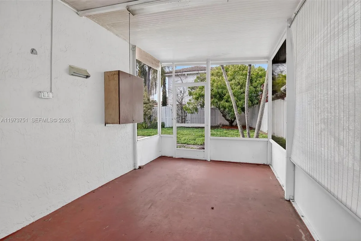 12665 NW 11th Ct, Sunrise FL 33323