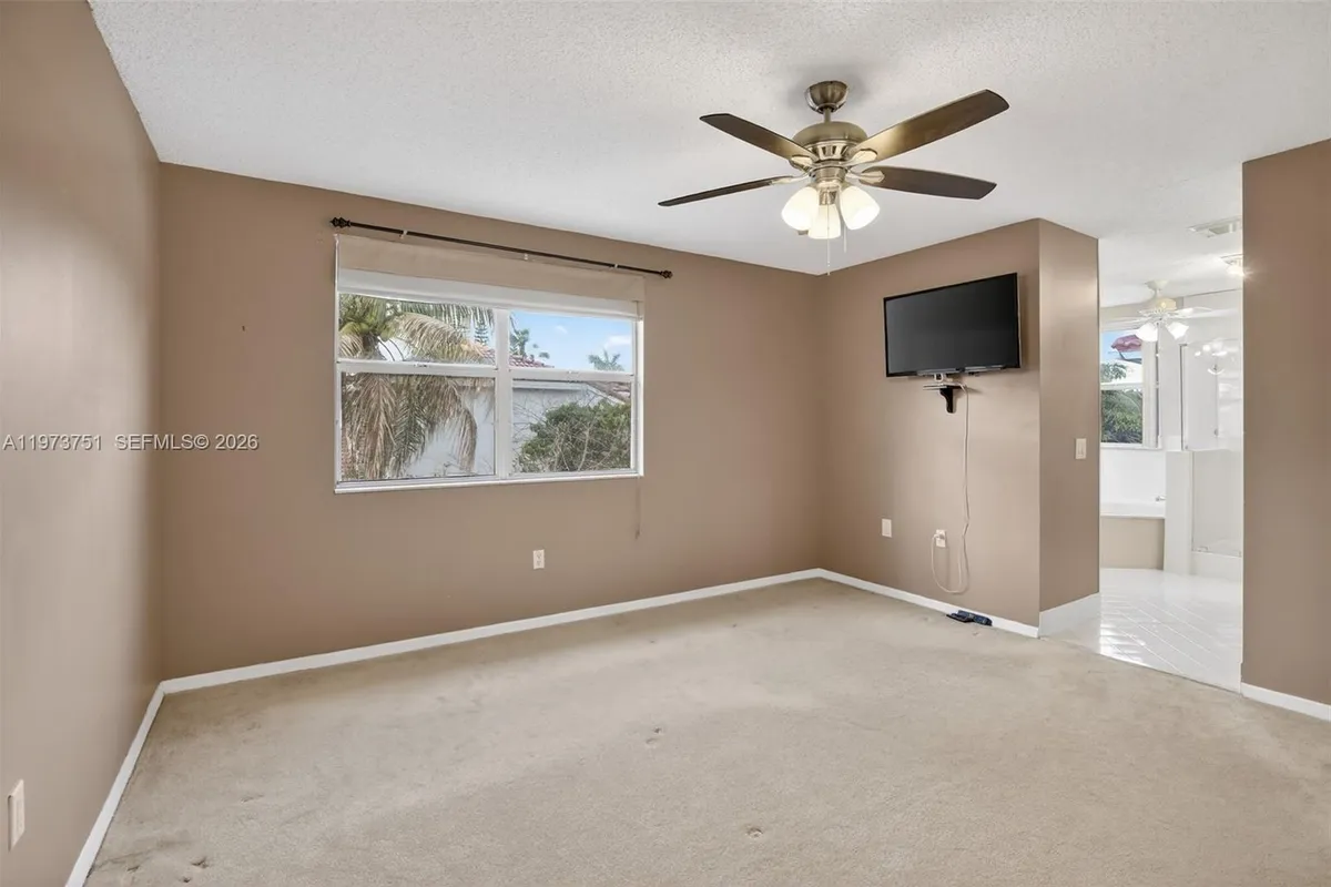 12665 NW 11th Ct, Sunrise FL 33323