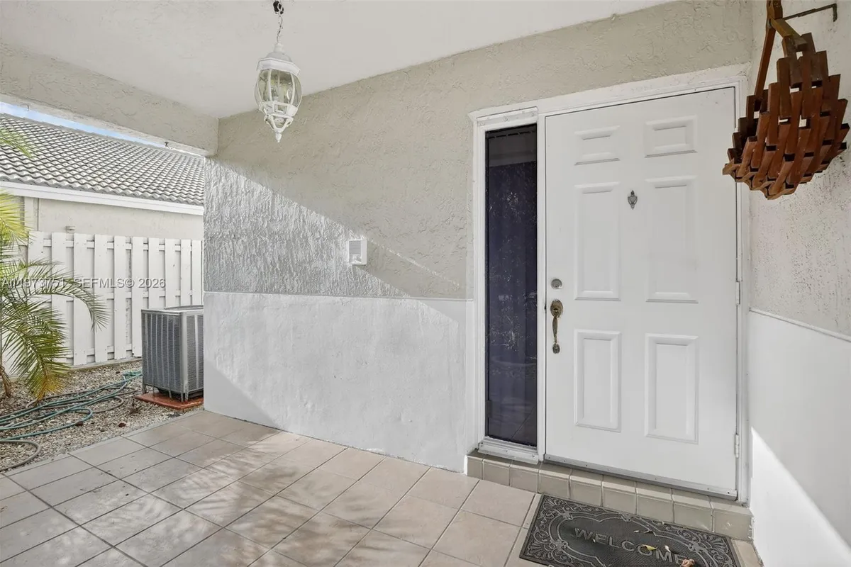 12665 NW 11th Ct, Sunrise FL 33323