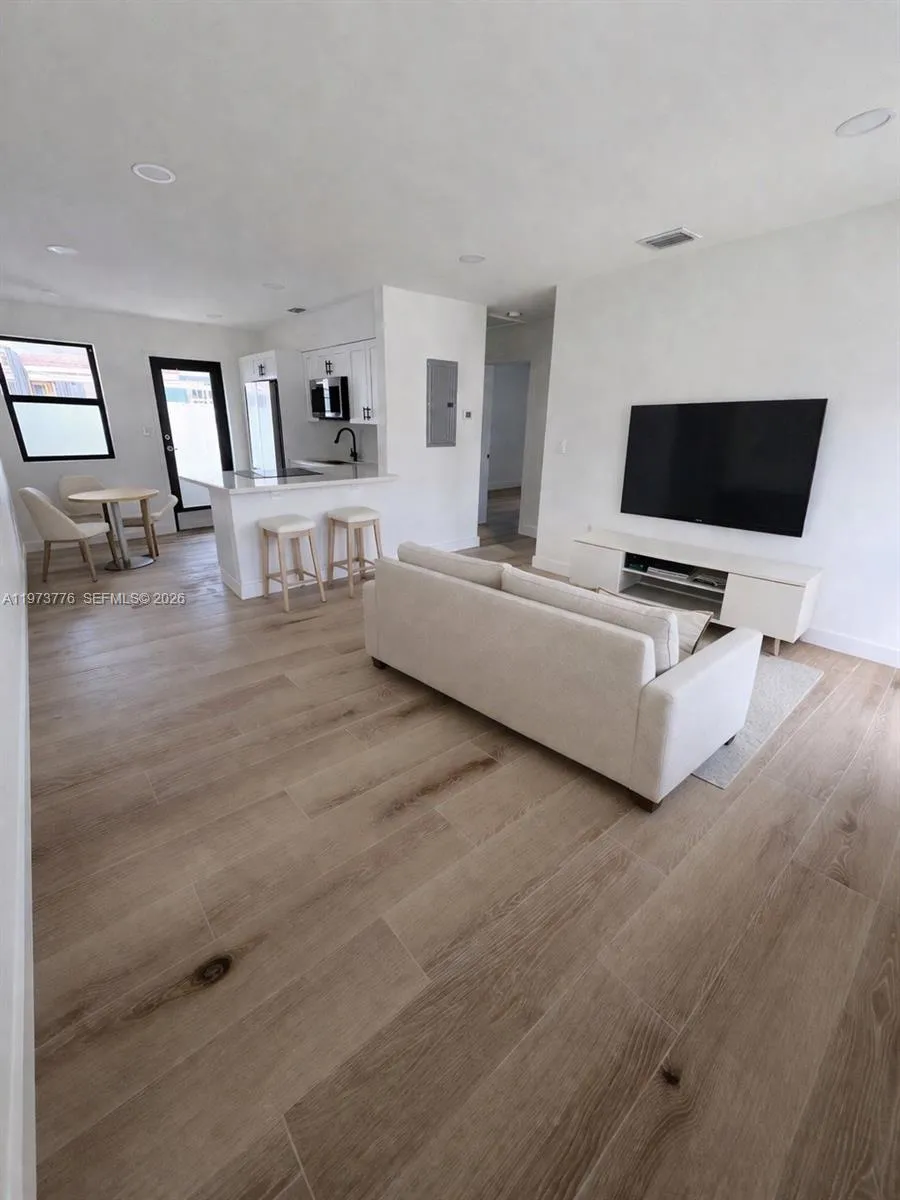 9381 SW 39th St # 9383, Miami FL 33165