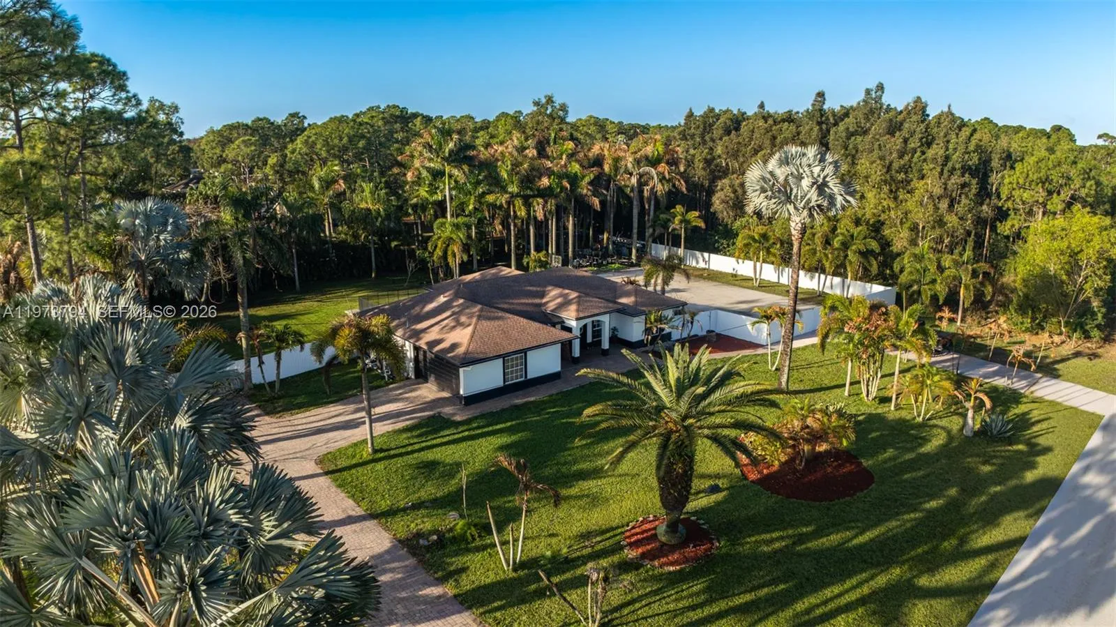 15780 N 75th Ln N, Loxahatchee FL 33470