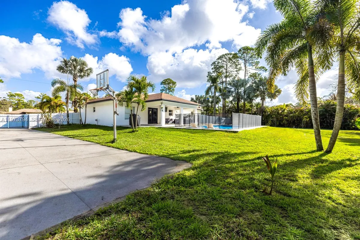 15780 N 75th Ln N, Loxahatchee FL 33470