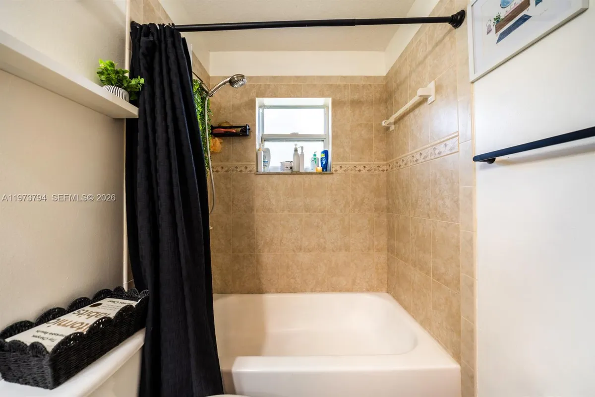 15780 N 75th Ln N, Loxahatchee FL 33470