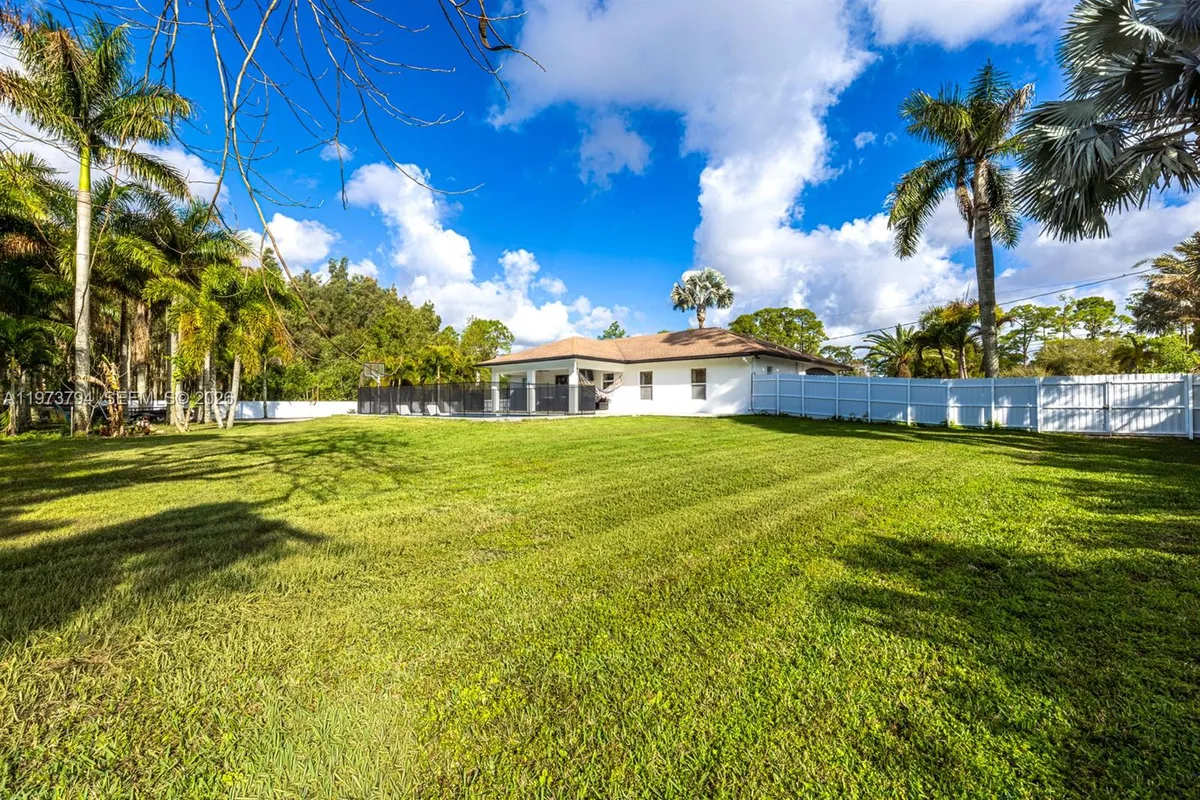 15780 N 75th Ln N, Loxahatchee FL 33470