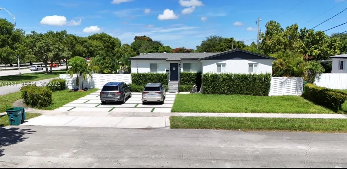 2401 SW 83rd Ave, Miami FL 33155