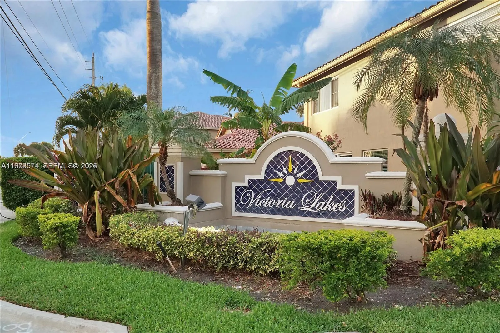 2150 NW 100th Ave, Pembroke Pines FL 33024