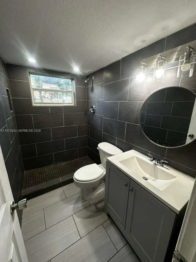 7101 SW 89th Ct # 212, Miami FL 33173