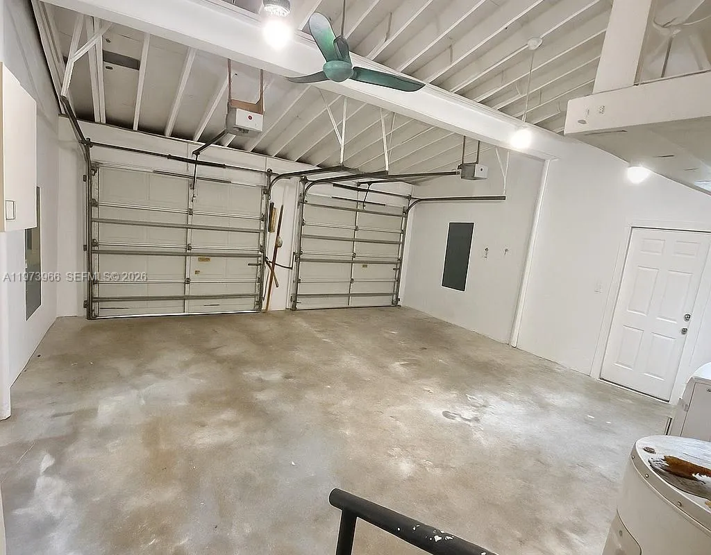 1915 Country Club Prado, Coral Gables FL 33134