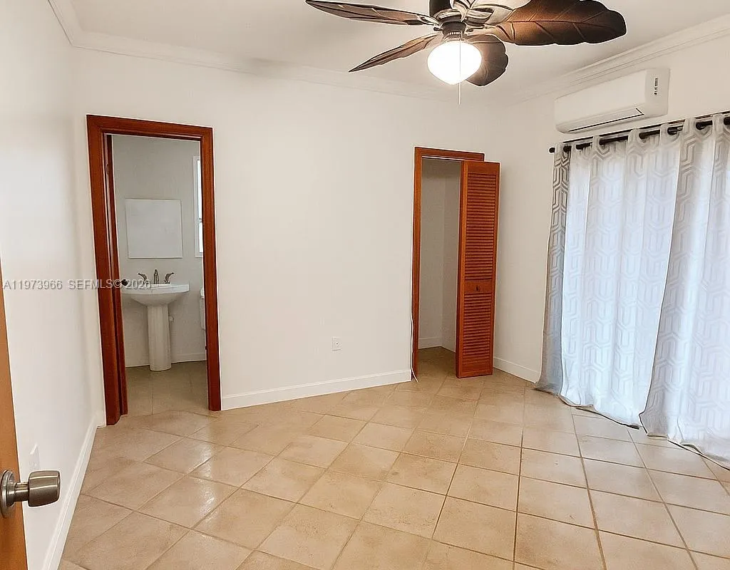 1915 Country Club Prado, Coral Gables FL 33134