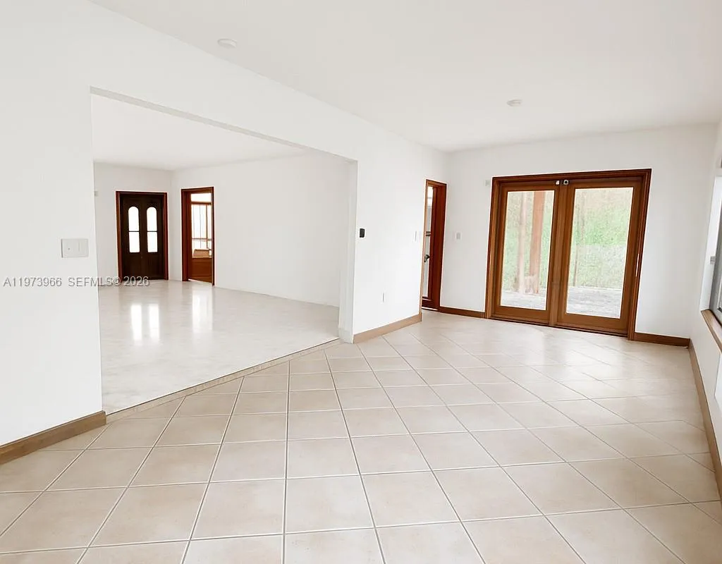 1915 Country Club Prado, Coral Gables FL 33134