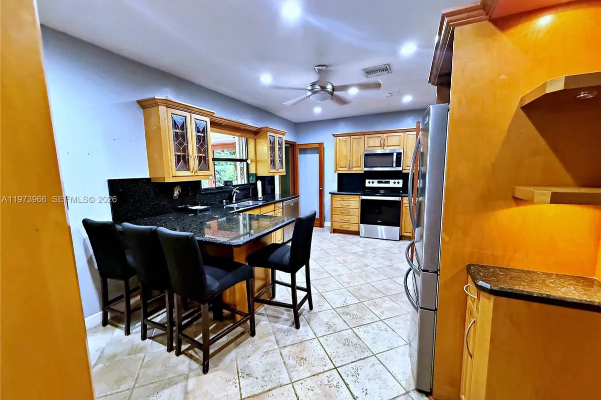 1915 Country Club Prado, Coral Gables FL 33134