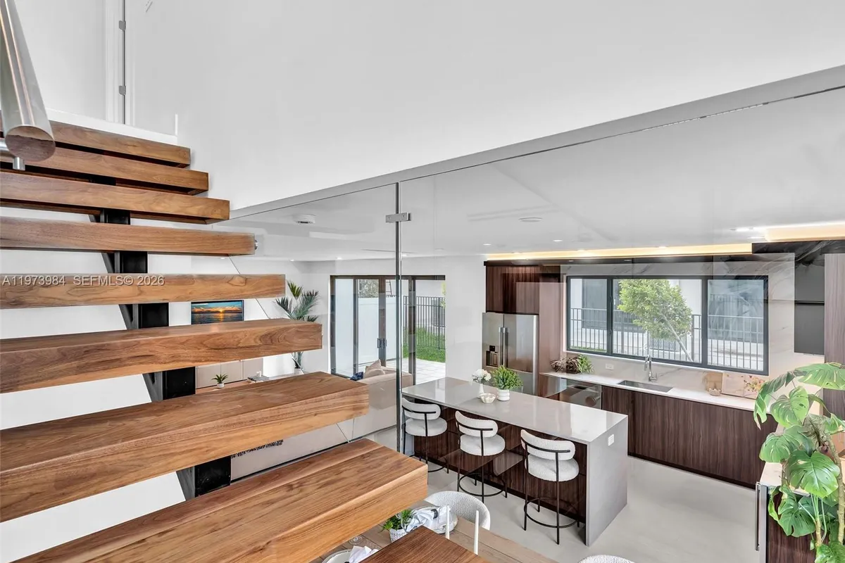 4652 SW 32ND AVE # B2, Dania Beach FL 33312