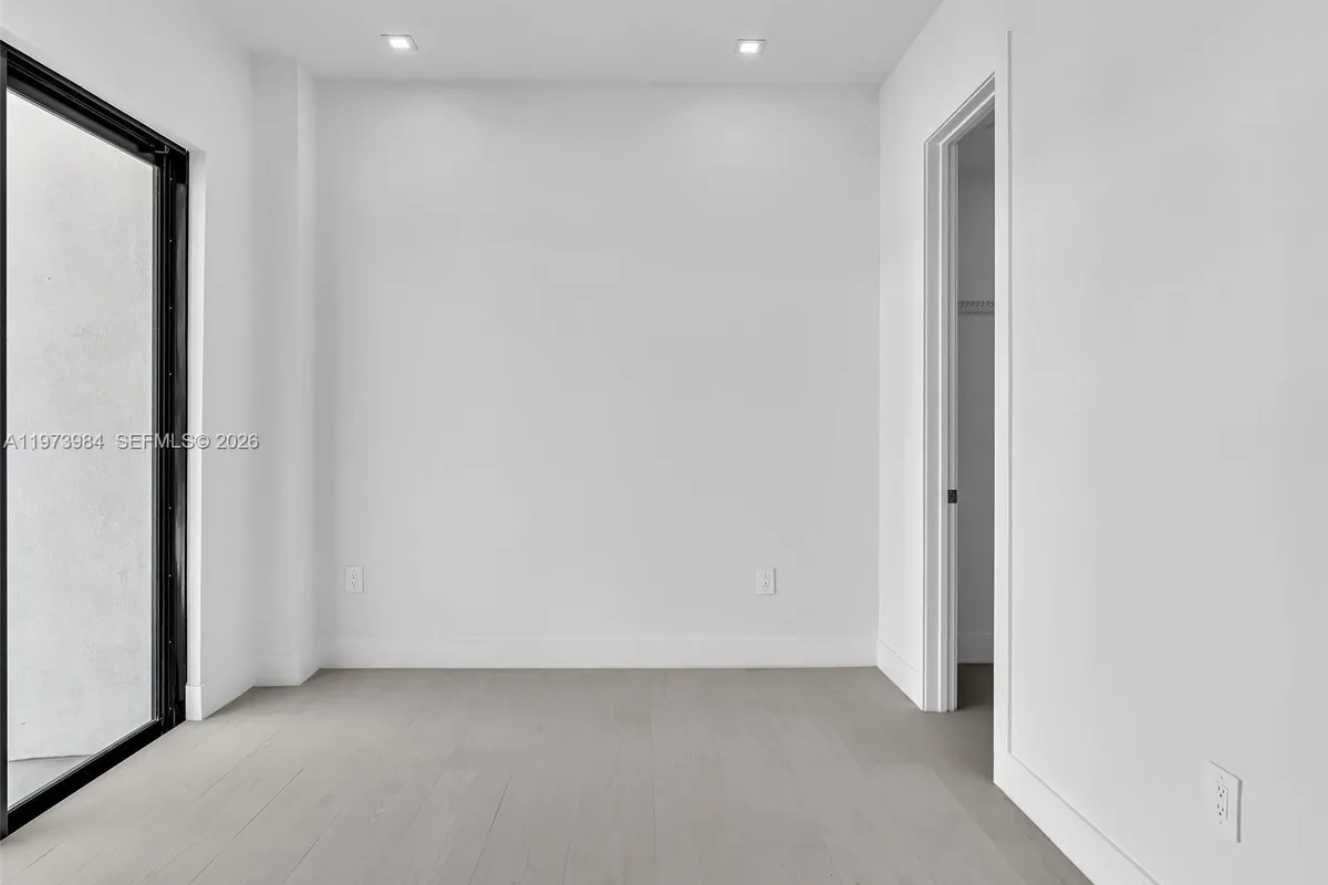 4652 SW 32ND AVE # B2, Dania Beach FL 33312