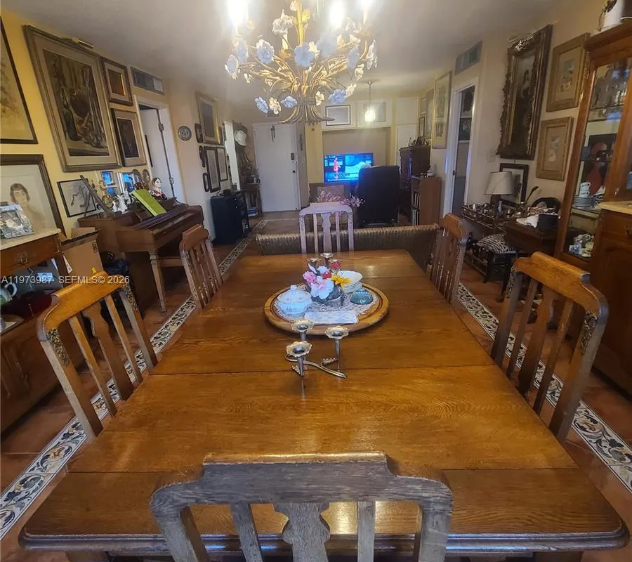 3140 S Ocean Dr # 1812, Hallandale Beach FL 33009