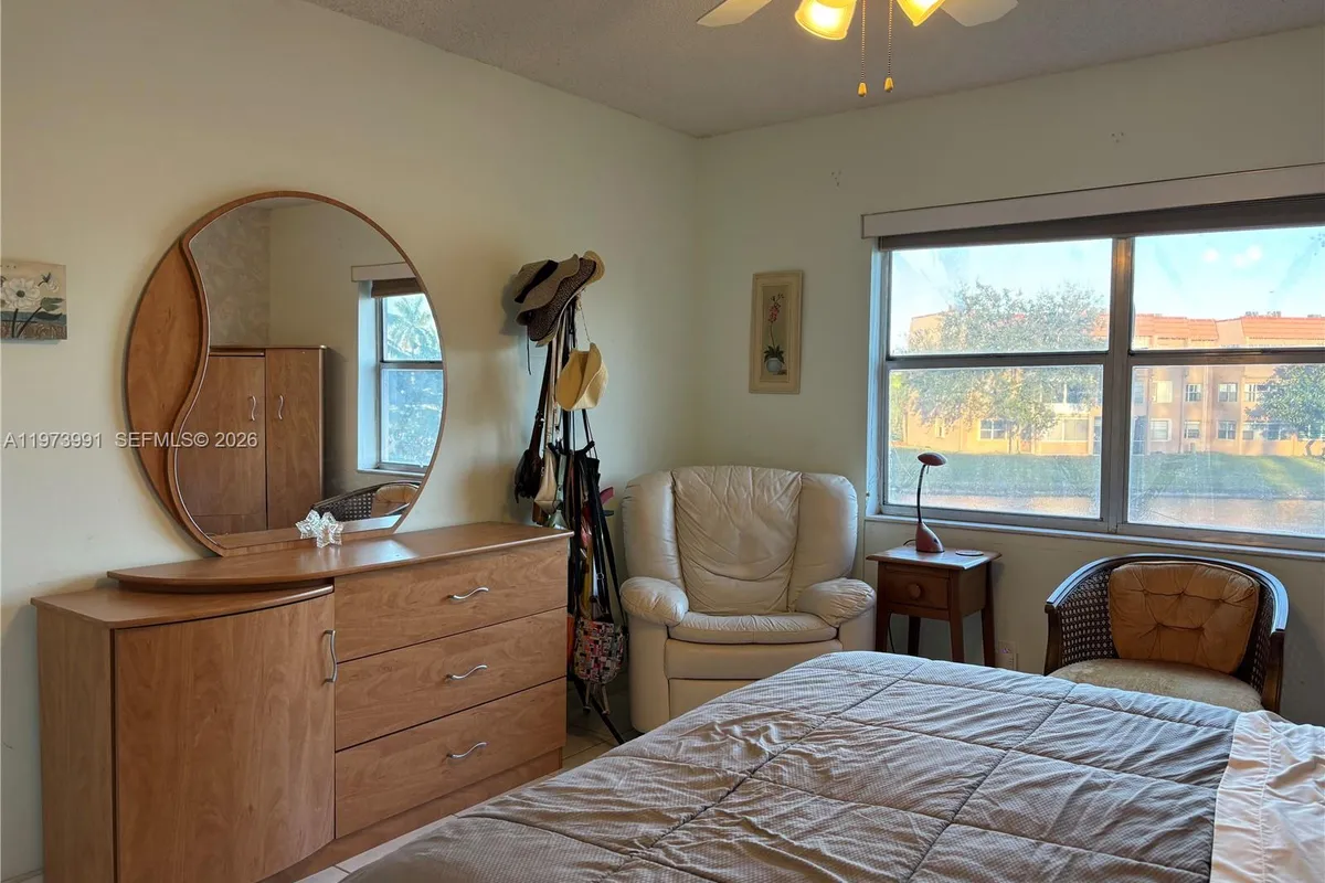 9900 Sunrise Lakes Blvd # 210, Sunrise FL 33322