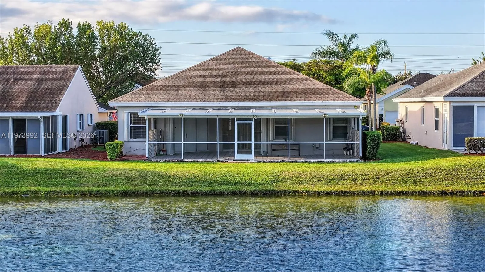 2385 SE 7th Pl, Homestead FL 33033