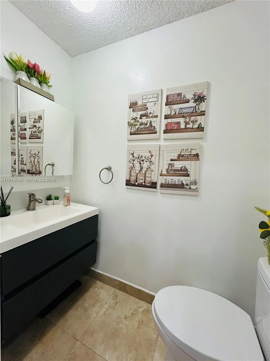 13890 SW 64th St, Miami FL 33183