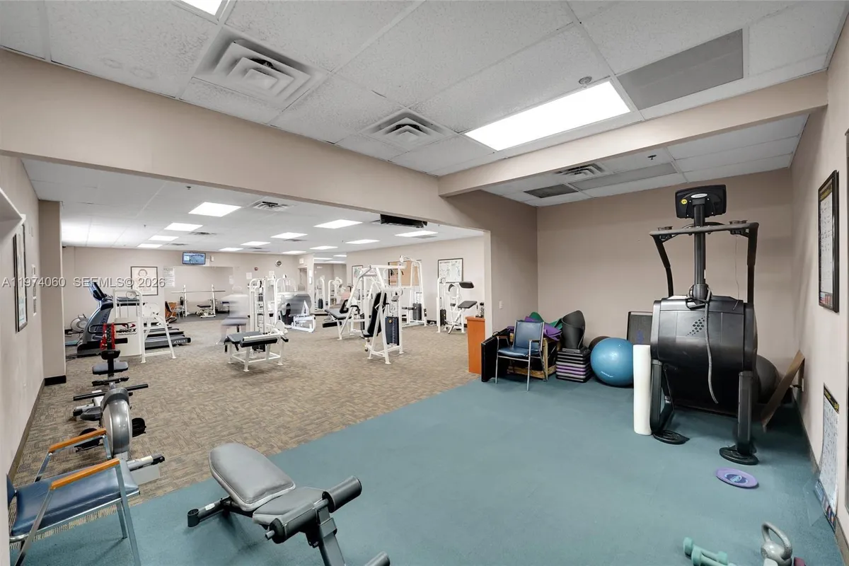 811 S Hollybrook Dr # 208, Pembroke Pines FL 33025