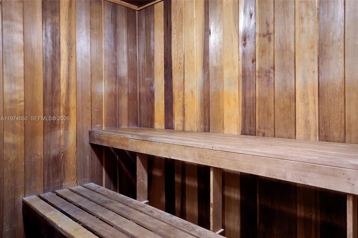 811 S Hollybrook Dr # 208, Pembroke Pines FL 33025