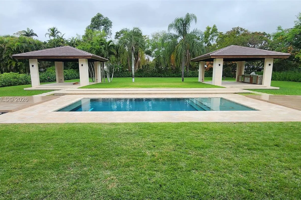 12050 SW 90th Ave, Miami FL 33176