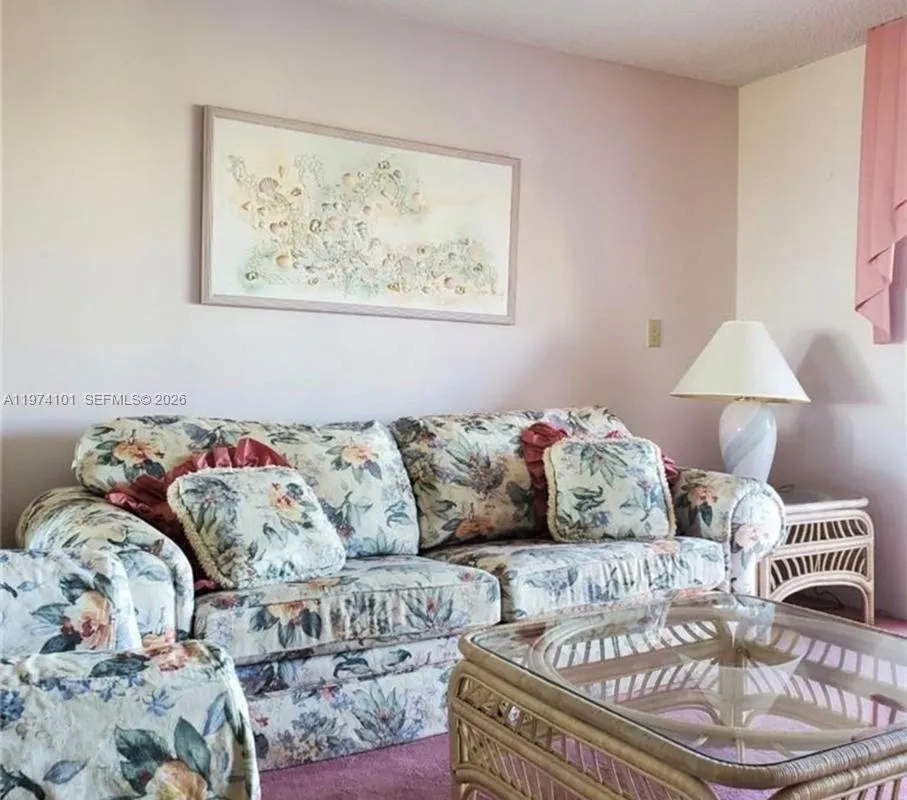 441 SE 3rd St # 505, Dania Beach FL 33004