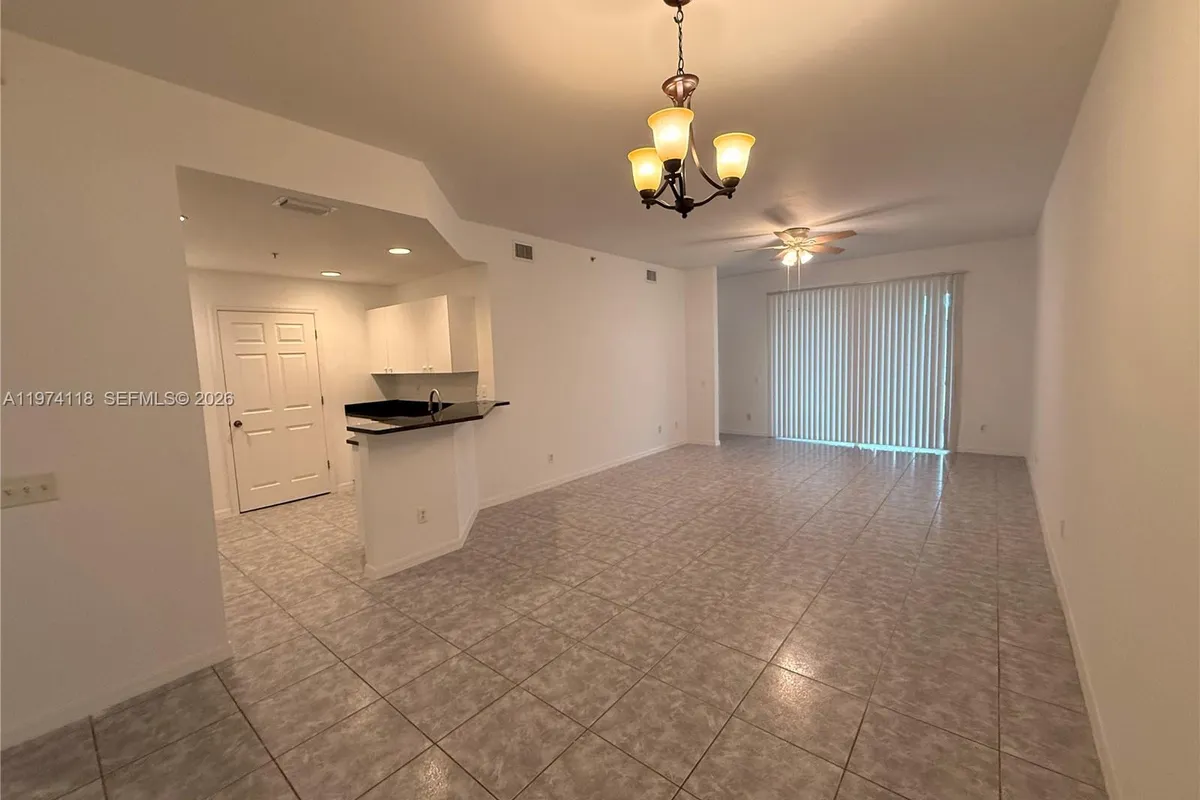 3602 SKYLINE BLVD # 104, Cape Coral FL 33914