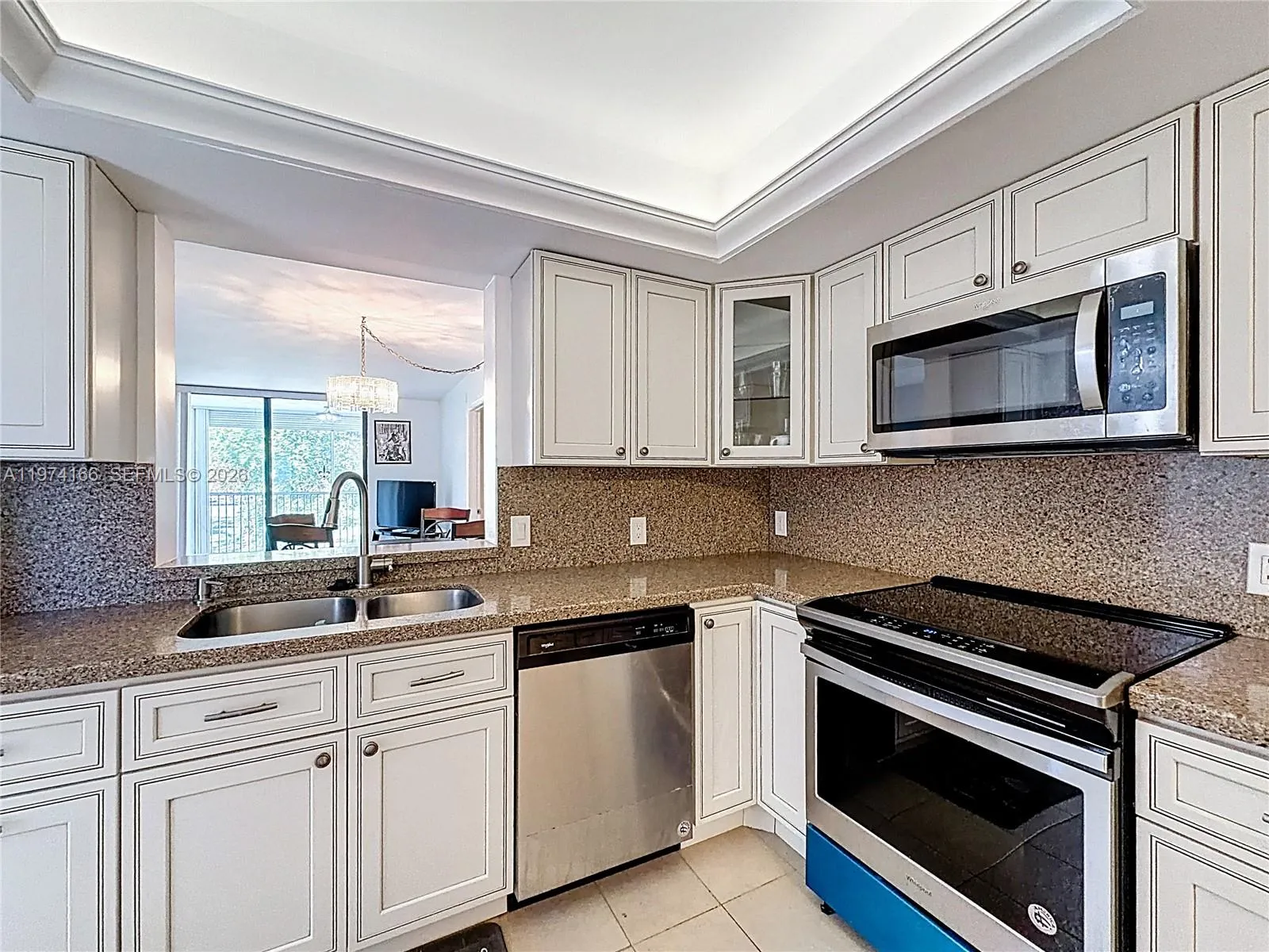 7331 NW 18th St # 202, Margate FL 33063