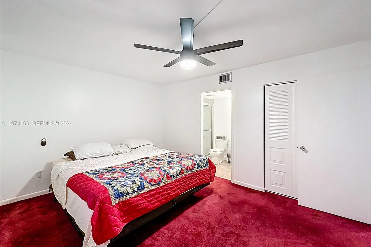 7331 NW 18th St # 202, Margate FL 33063