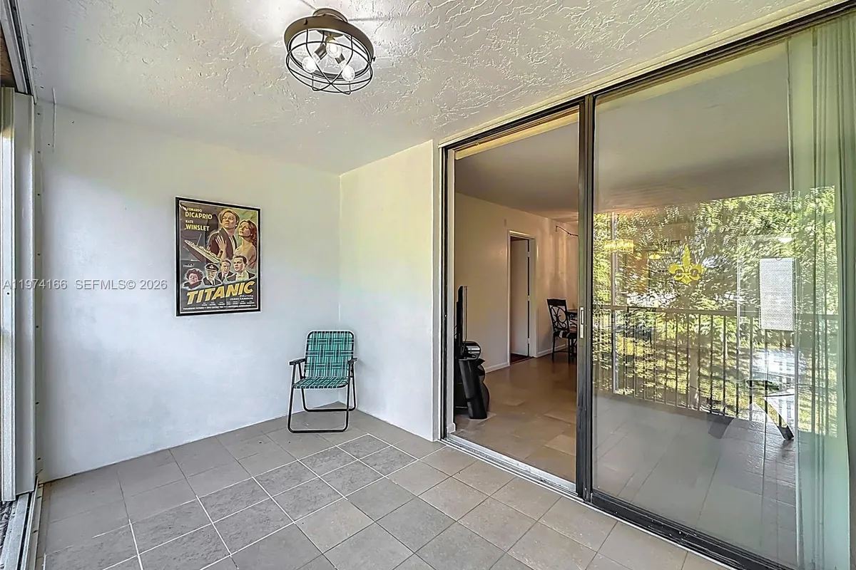 7331 NW 18th St # 202, Margate FL 33063