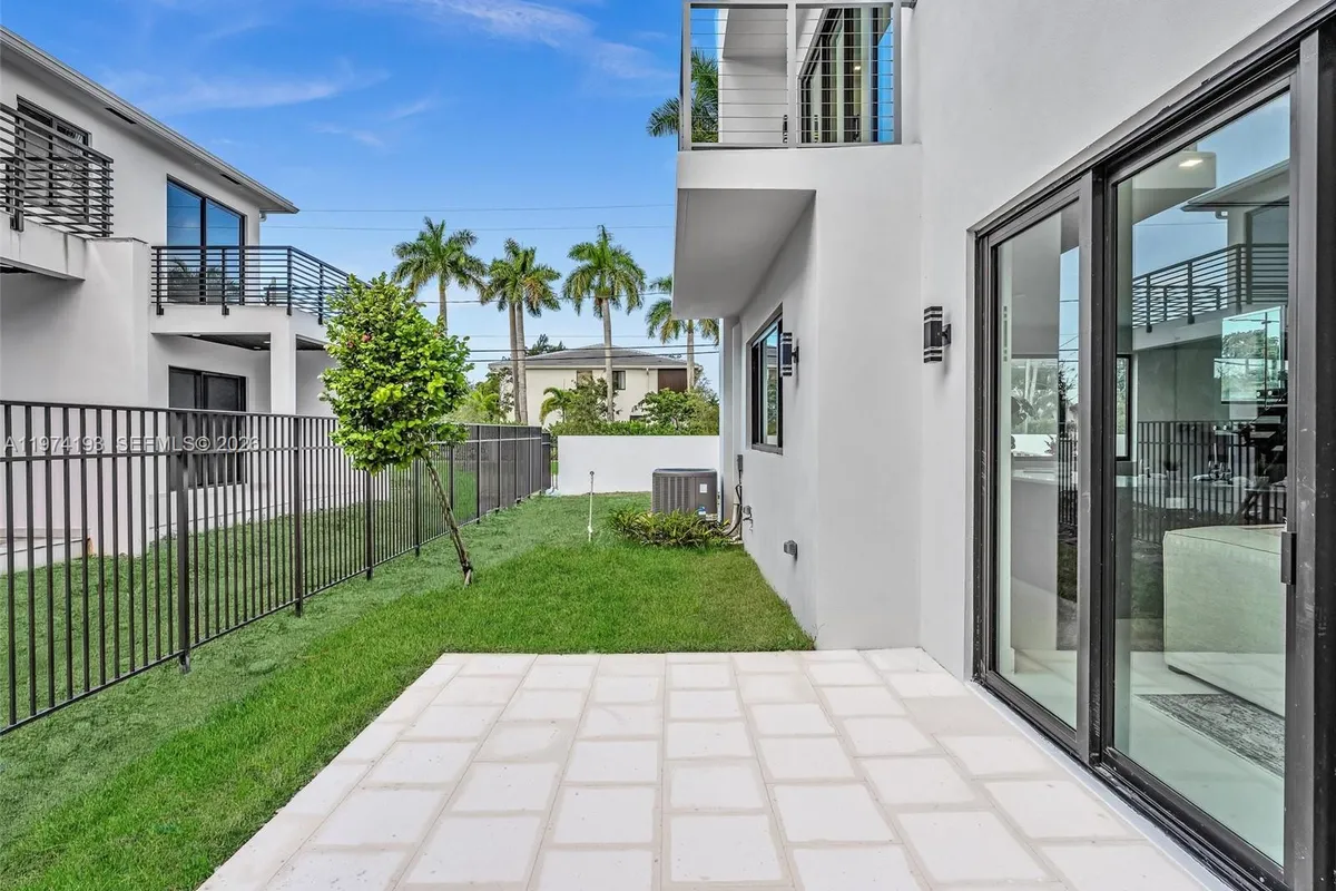 4616 SW 32ND AVE # A1, Dania Beach FL 33312