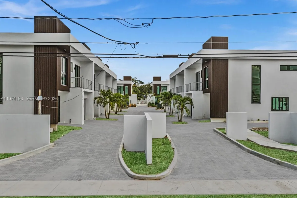 4616 SW 32ND AVE # A1, Dania Beach FL 33312