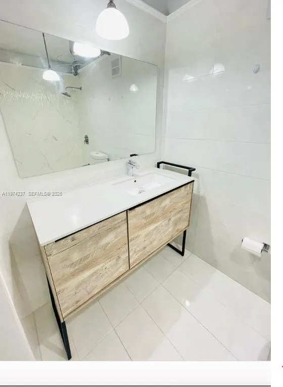 4275 NW South Tamiami Canal Dr # 205, Miami FL 33126