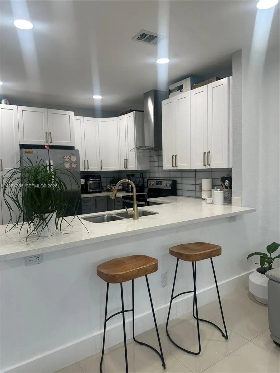 15775 SW 41st St # 68, Miramar FL 33027