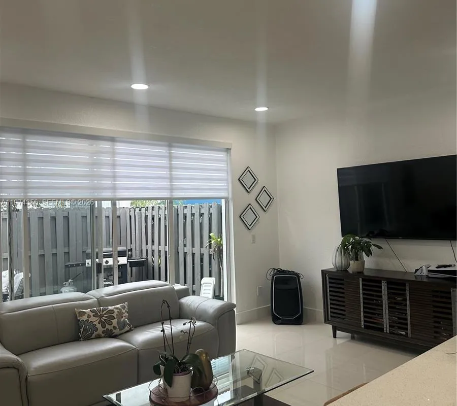 15775 SW 41st St # 68, Miramar FL 33027