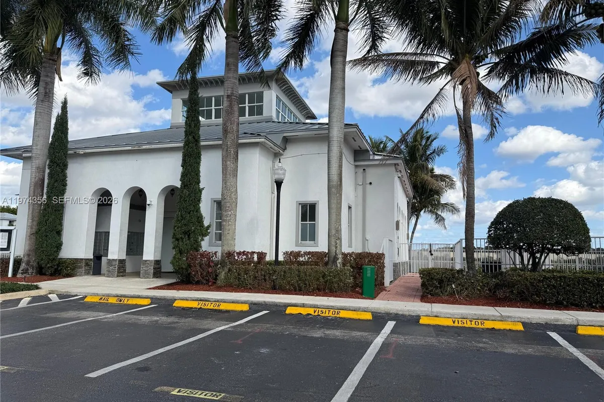 15775 SW 41st St # 68, Miramar FL 33027