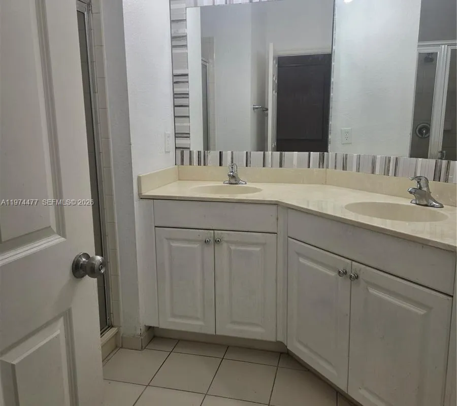 1952 Marsh Harbor Dr # 1952, Riviera Beach FL 33404