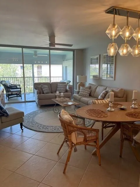 353 S Us Highway 1 # B409, Jupiter FL 33477