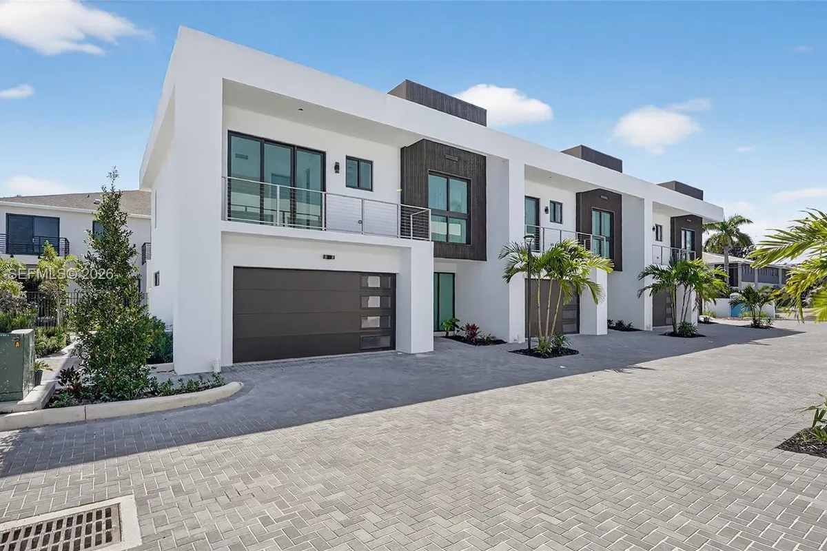 4648 SW 32ND AVE # B3, Dania Beach FL 33312