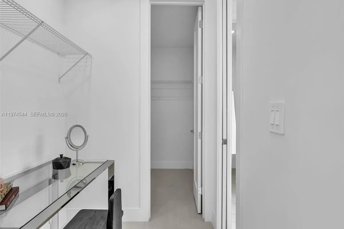 4648 SW 32ND AVE # B3, Dania Beach FL 33312