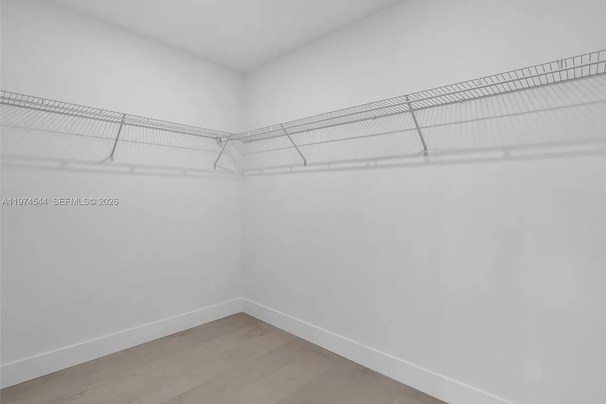 4648 SW 32ND AVE # B3, Dania Beach FL 33312