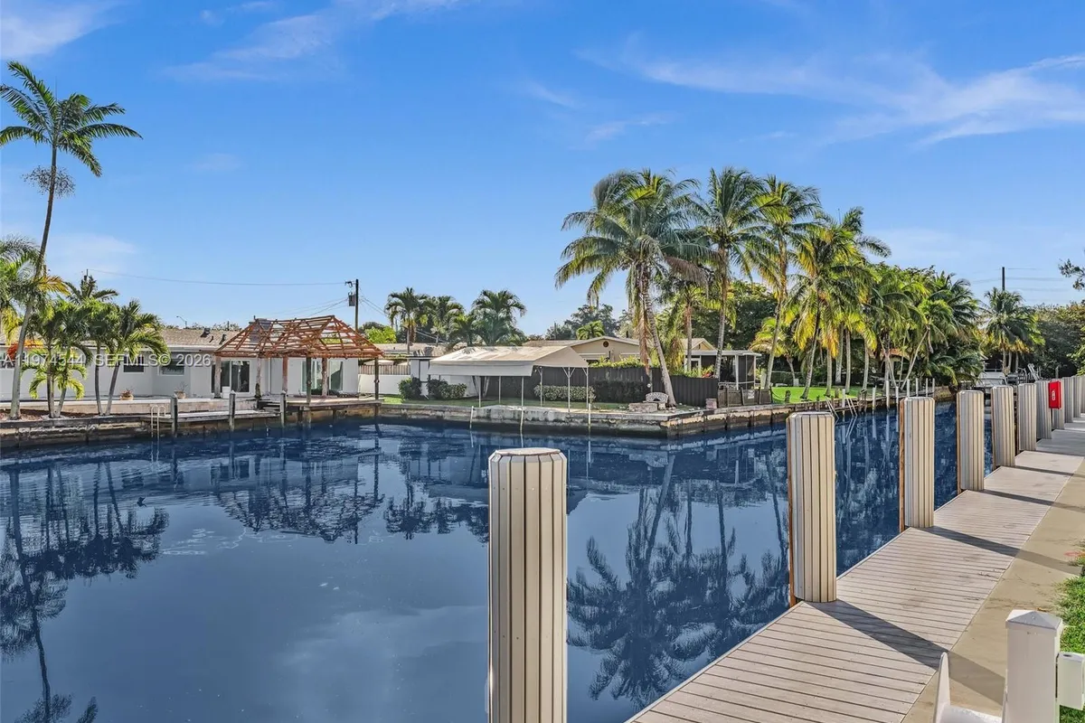 4648 SW 32ND AVE # B3, Dania Beach FL 33312