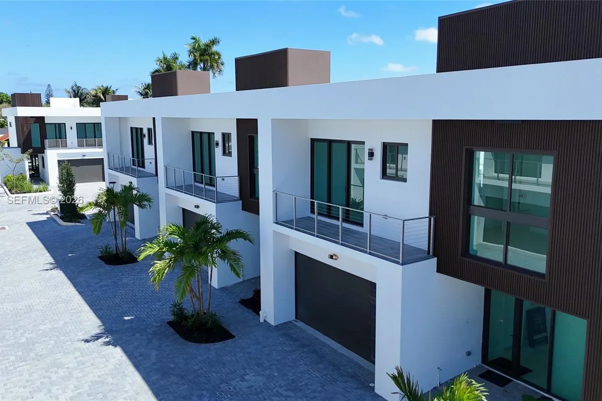 4648 SW 32ND AVE # B3, Dania Beach FL 33312