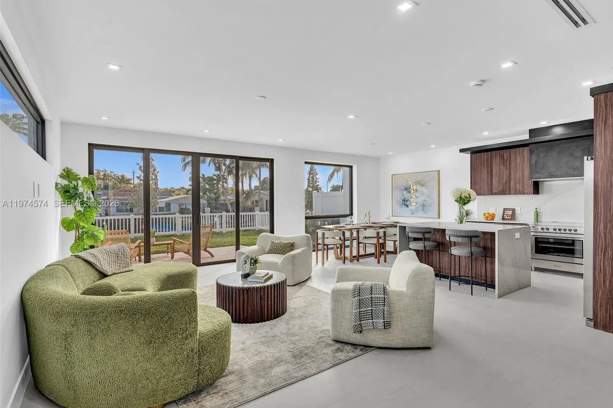 4638 SW 32ND AVE # D2, Dania Beach FL 33312