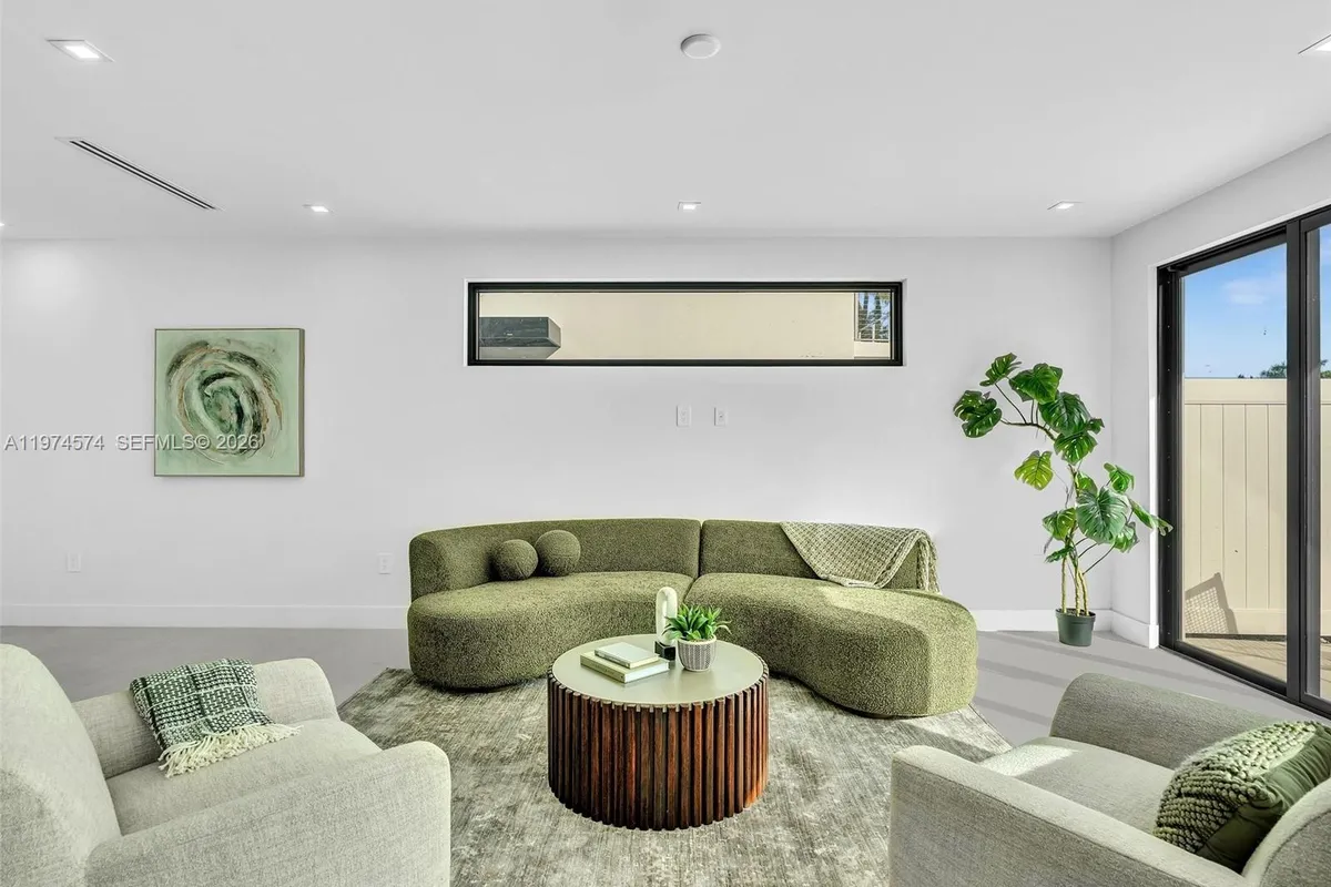 4638 SW 32ND AVE # D2, Dania Beach FL 33312