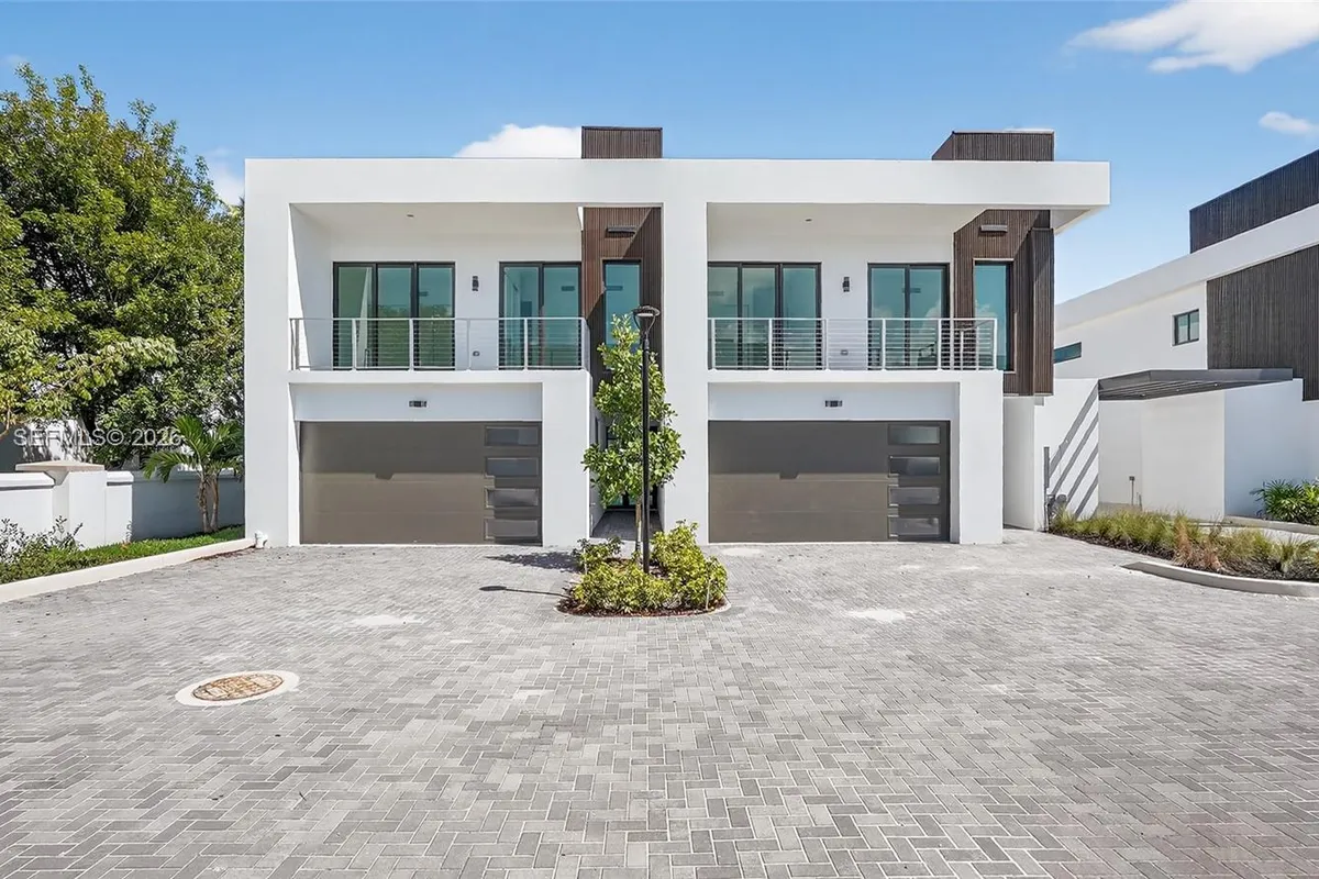 4638 SW 32ND AVE # D2, Dania Beach FL 33312