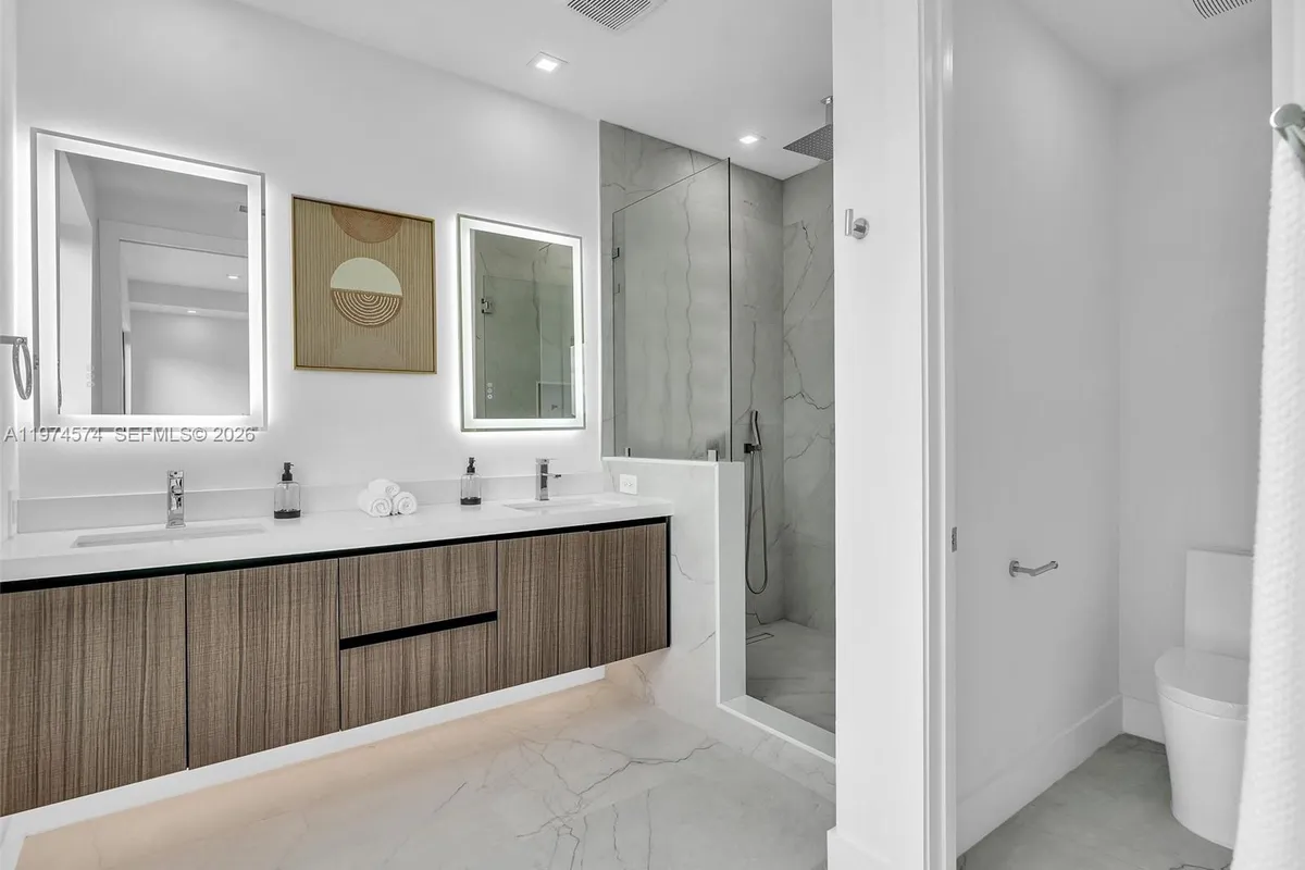 4638 SW 32ND AVE # D2, Dania Beach FL 33312