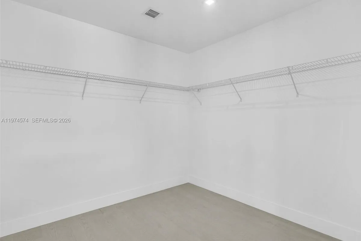 4638 SW 32ND AVE # D2, Dania Beach FL 33312