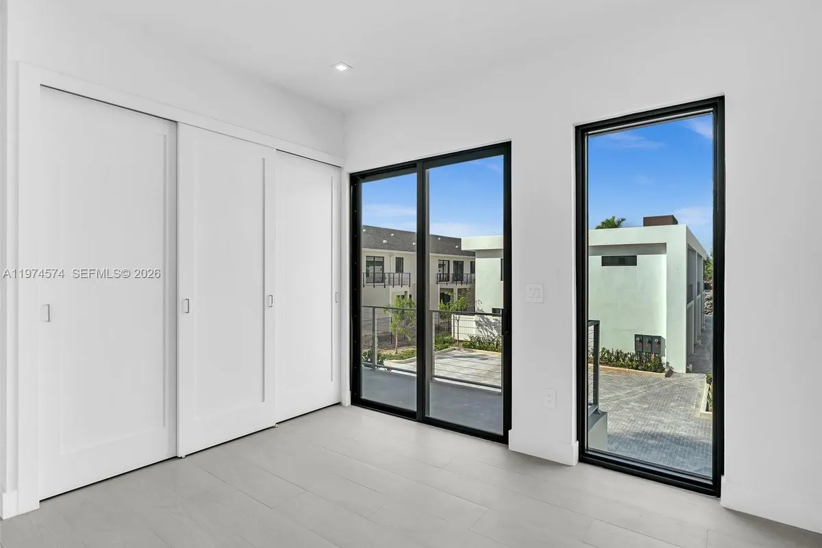 4638 SW 32ND AVE # D2, Dania Beach FL 33312